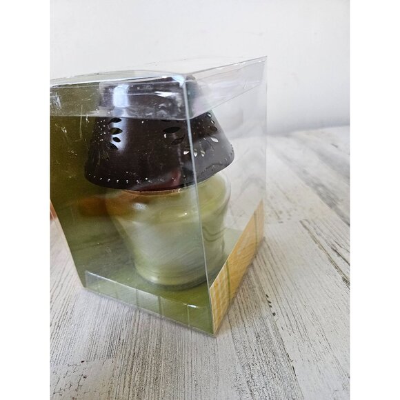 Pier 1 fresh lime citronella candle lamp retired - Picture 4 of 7